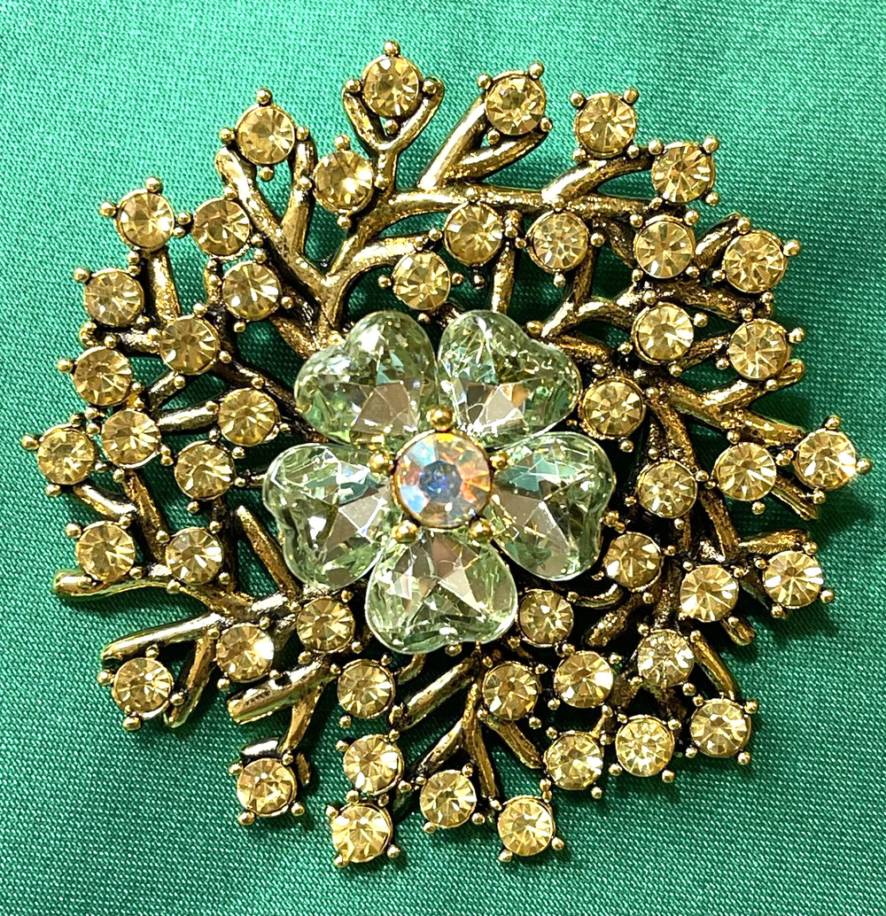 NWOT Gold Multicolor Floral Brooch Rhinestone Crystal Lapel Pin Flowers & Plants